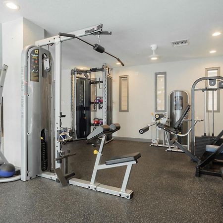 Upstay - Condo With Pool Gym Games And Bbq Austin Ngoại thất bức ảnh